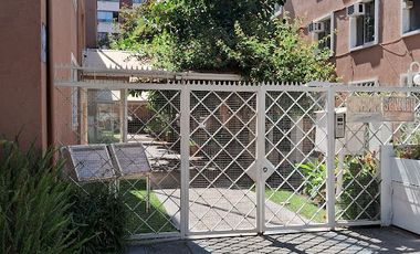 Departamento En Las Urbinas Con Providencia