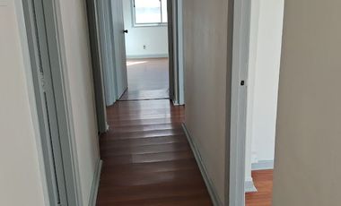 Departamento En Las Urbinas Con Providencia