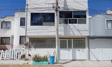 Casa en venta en colonia, la colonia, atras de aurrera tulipanes