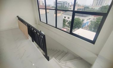 Kost Dekat Universitas Trisakti, Universitas Tarumanegara, Mall Taman Anggrek, Mall Central Park