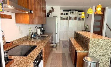 Vive el lujo en Playa: Penthouse de 3 Recámaras y 3 Baños en Calle 38