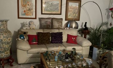CÓMODA Y UBICADÍSIMA HABITACIÓN AMUEBLADA EN SAN JERÓNIMO LÍDICE.