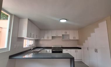 HERMOSA CASA EN RENTA   - 5 MINUTOS DEL CENTRO DE TOLUCA Y A UN PASO DE CIUDAD UNIVERSITARIA