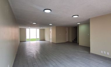 HERMOSA CASA EN RENTA   - 5 MINUTOS DEL CENTRO DE TOLUCA Y A UN PASO DE CIUDAD UNIVERSITARIA