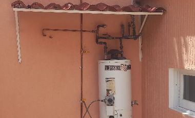 HERMOSA CASA EN RENTA   - 5 MINUTOS DEL CENTRO DE TOLUCA Y A UN PASO DE CIUDAD UNIVERSITARIA