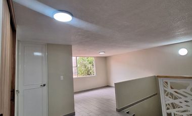 HERMOSA CASA EN RENTA   - 5 MINUTOS DEL CENTRO DE TOLUCA Y A UN PASO DE CIUDAD UNIVERSITARIA