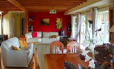 Acogedora Casa en Condominio con acceso a Playa en Lago Ranco