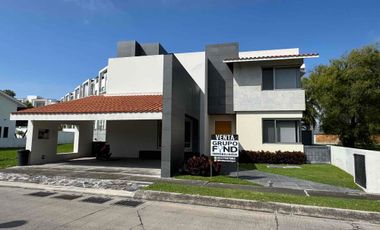 Casa en Venta Paraiso Country Club