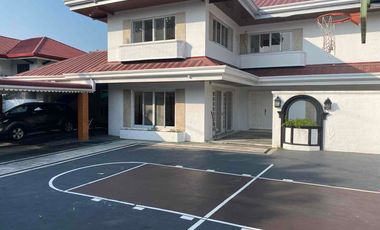 4Bedrooms House For Sale