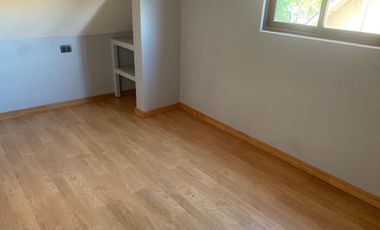 Se vende hermosa casa no pareada en villa Pucara Talca