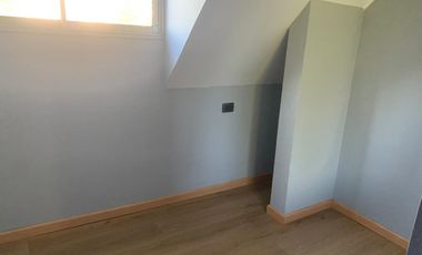 Se vende hermosa casa no pareada en villa Pucara Talca