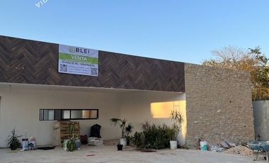 Casa nueva en venta de 1 piso frente a parque con alberca al norte de Mérida