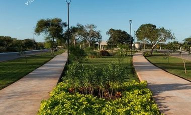 Casa nueva en venta de 1 piso frente a parque con alberca al norte de Mérida