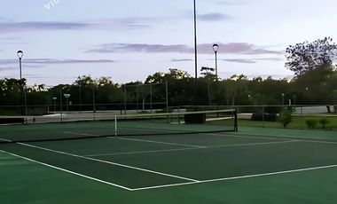 Casa nueva en venta de 1 piso frente a parque con alberca al norte de Mérida