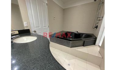 Se Alquila Departamento En Surco