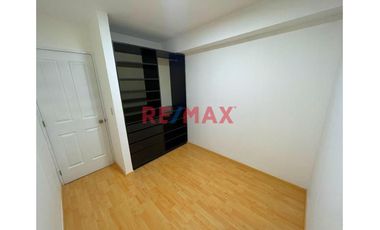 Se Alquila Departamento En Surco