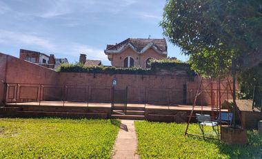 EN ALQUILER HERMOSA Y COMODA CASA 4 DORMITORIOS