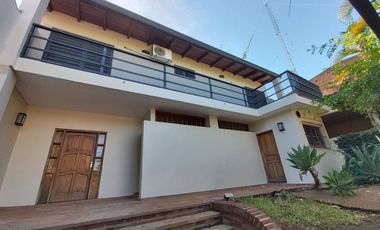 EN ALQUILER HERMOSA Y COMODA CASA 4 DORMITORIOS