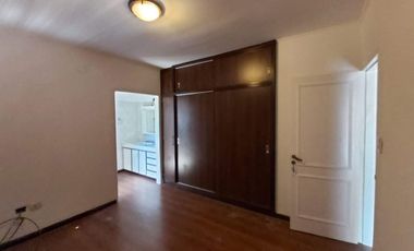 EN ALQUILER HERMOSA Y COMODA CASA 4 DORMITORIOS