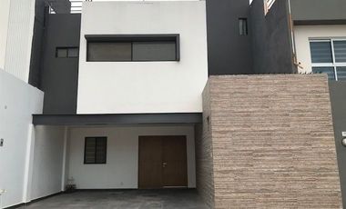 CASA EN FORJA REAL / ¡OPORTUNIDAD DE PRECIO!