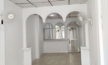 Venta casa de 3 dormitorios en Orquídeas.(JP)