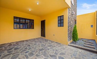 Casa Sol, Lista para estrenar