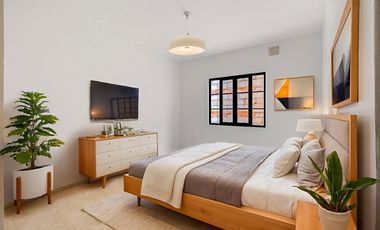 Casa Sol, Lista para estrenar