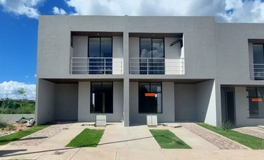 CASA NUEVA EN VENTA PRIVADA VISTA REAL GUADALUPE ZACATECAS