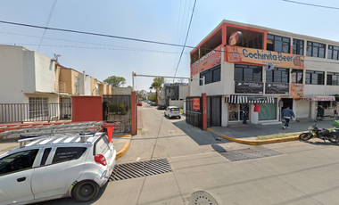 CASA EN CALLE BOSQUES DE LAUREL, EL BOSQUE, SANTIAGO TEYAHUALCO, ESTADO DE MÉXICO ¡NO CRÉDITOS!