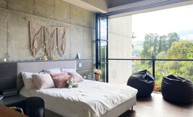 Casa amoblada en arriendo en Alto de Palmas, Envigado