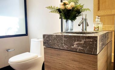 Casa amoblada en arriendo en Alto de Palmas, Envigado