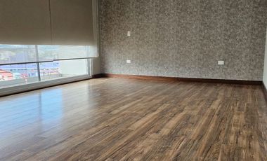 DEPARTAMENTO EN VENTA UBICADO EN ZAVALETA, CERCA DE ANGELOPOLIS DE 3 RECAMARAS CON BAÑO CADA UNA Y CUARTO DE SERVICIO