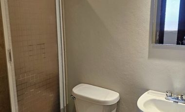 DEPARTAMENTO EN VENTA UBICADO EN ZAVALETA, CERCA DE ANGELOPOLIS DE 3 RECAMARAS CON BAÑO CADA UNA Y CUARTO DE SERVICIO