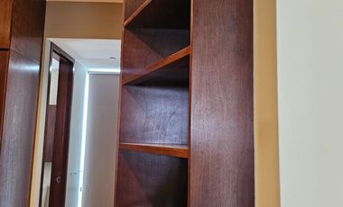 DEPARTAMENTO EN VENTA UBICADO EN ZAVALETA, CERCA DE ANGELOPOLIS DE 3 RECAMARAS CON BAÑO CADA UNA Y CUARTO DE SERVICIO