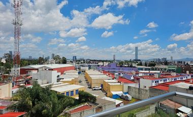 DEPARTAMENTO EN VENTA UBICADO EN ZAVALETA, CERCA DE ANGELOPOLIS DE 3 RECAMARAS CON BAÑO CADA UNA Y CUARTO DE SERVICIO