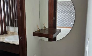 DEPARTAMENTO EN VENTA UBICADO EN ZAVALETA, CERCA DE ANGELOPOLIS DE 3 RECAMARAS CON BAÑO CADA UNA Y CUARTO DE SERVICIO
