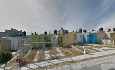 CASA EN CALLE JOSE MOGUEL DE ORTEGA, MISION DEL VALLE, MORELIA, MICHOACAN. ¡NO CREDITOS!