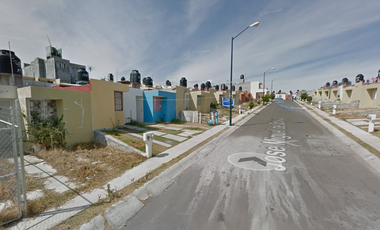 CASA EN CALLE JOSE MOGUEL DE ORTEGA, MISION DEL VALLE, MORELIA, MICHOACAN. ¡NO CREDITOS!