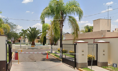 25!!..Se VeNDe CaSa EXCeLeNTe UBiCaCIóN!!!Flor de Nochebuena 105, Villa Sur!!ReMATeS HiPoTeCaRiOs 