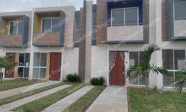 VENDO CASA EN FRACCIONAMIENTO PRIVADO CON AMENIDADES