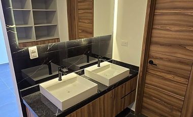 Casa en Venta en Lomas de Angelópolis, San Andrés Cholula - 3 Recámaras, 3.5 Baños, Roof Garden