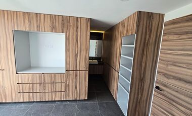 Casa en Venta en Lomas de Angelópolis, San Andrés Cholula - 3 Recámaras, 3.5 Baños, Roof Garden