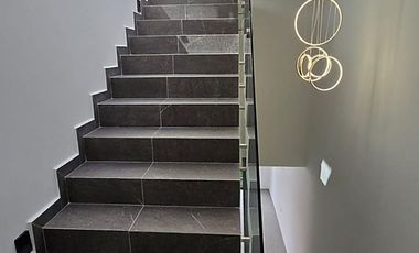 Casa en Venta en Lomas de Angelópolis, San Andrés Cholula - 3 Recámaras, 3.5 Baños, Roof Garden