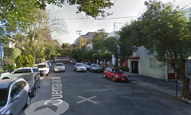 COL CONDESA CDMX Hermosa Y Amplia CASA, Excelente ubicación A UNOS MINUTOS DE REFORMA, POLANCO, CHAPULTEPEC, plazas comerciales de lujo, escuelas, cen