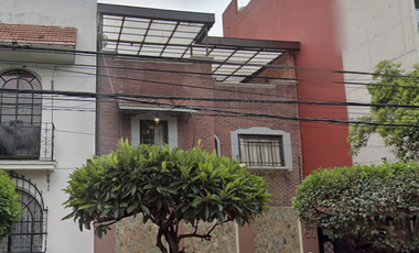 COL CONDESA CDMX Hermosa Y Amplia CASA, Excelente ubicación A UNOS MINUTOS DE REFORMA, POLANCO, CHAPULTEPEC, plazas comerciales de lujo, escuelas, cen