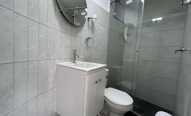 Oficina En Venta En Conquistadores Unidad Cerrada