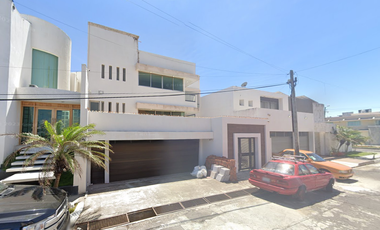 CASA EN VENTA, CALLE CHERNA FRACC. COSTA DE ORO BOCA DEL RIO, VERACRUZ