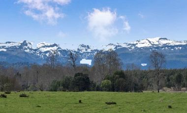PARCELA CON VISTA A CORDILLERA, CERCANA A PUYEHUE