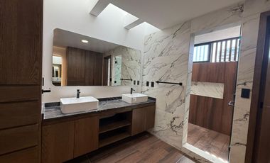 Hermosa casa en venta, Lomas Angelopolis a un paso de la nueva zona comercial