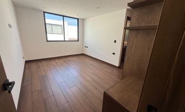 Hermosa casa en venta, Lomas Angelopolis a un paso de la nueva zona comercial